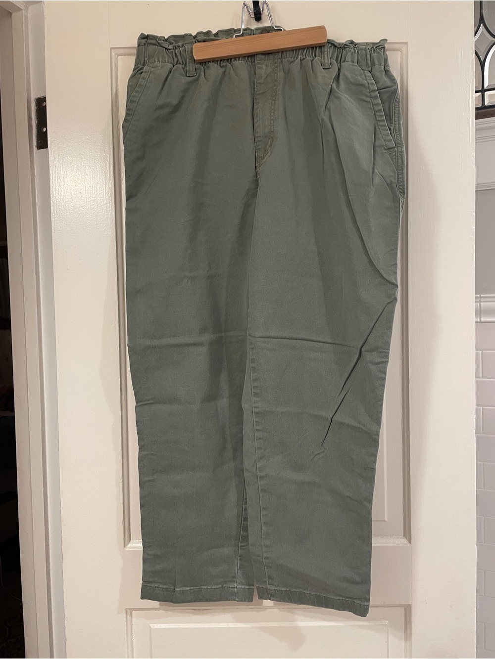 Universal Thread Women's Elastic “Paper Bag” Waist Chinos - Olive Green